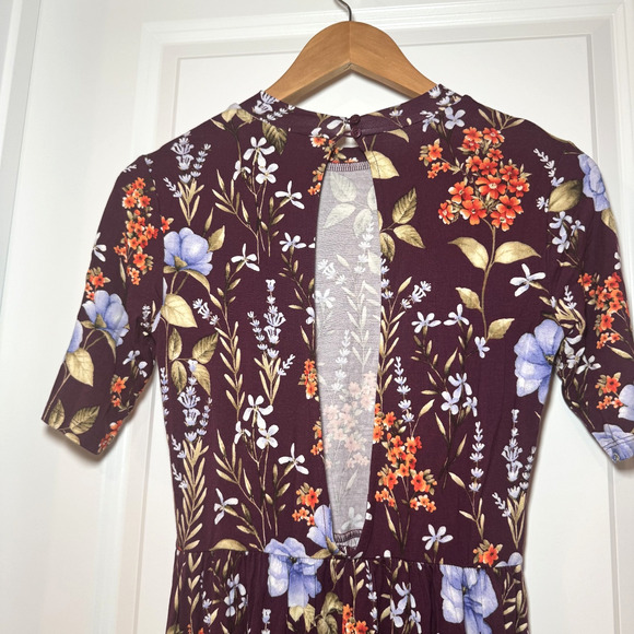 NEW Forever 21 Plum Knit Floral Open Back Dress Womens Size Medium M NWT - Picture 7 of 8